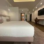 4Heavens_Naples