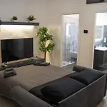 Dietro Al Plebiscito Luxury Suite