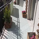 A Casa Di Ele