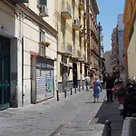 Una Terrazza A Chiaia