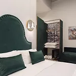 Three Rooms Toledo