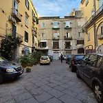 Glika Gerolomini Appartamento Napoletano