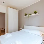 Central House - Apartments In Naples