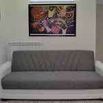 Napoli Centro, Dm Luxury Apartments
