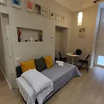 Lory\'S Room