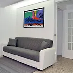 Napoli Centro, Dm Luxury Apartments