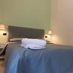 Residenza Geri - Suite And Home Napoli Centro