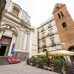 Piazza Miraglia - Apartment By Wonderful Italy