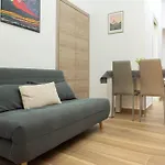 Portanova14 - Historic Center Apartment