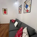 Elegant Vomero Hideaway Naples - Family Friendly