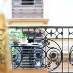 Guli Luxury Suite