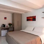 Napoli Centro, Dm Suites