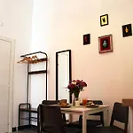Le Guarattelle House Pulcinella Room