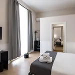 Five Boutique Rooms
