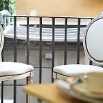Casa Vacanza Al Centro Di Napoli A\' Fenestrella