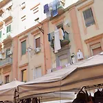 Market House Napoli