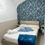 Titti House