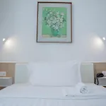 H22 Hotel