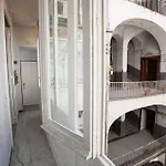 Largo Donnaregina Home