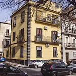 Bed & Breakfast Lady-B