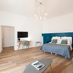Santa Chiara Tufarelli Glam Rooms