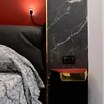 The Boutique Napoli Suite
