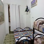 Sleep & Go Naples Airport B&B