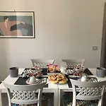 Specchio Di Parthenope B&B