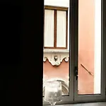 Kukka Rooms