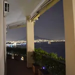 Suite 52