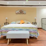 Annie\'S Home