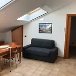Pica Roof