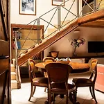 Suite Piazza Del Gesu By Domusextra