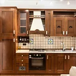 Mary J Apartment