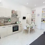 Mona Home