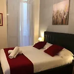 La Petite Maison - Napoli