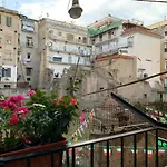Bobbo House Ii, La Finestra Sugli Scavi