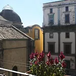 Apartment 25