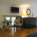 Mezzocannone Holiday House