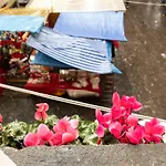 A Fenestrella E San Gregorio Armeno