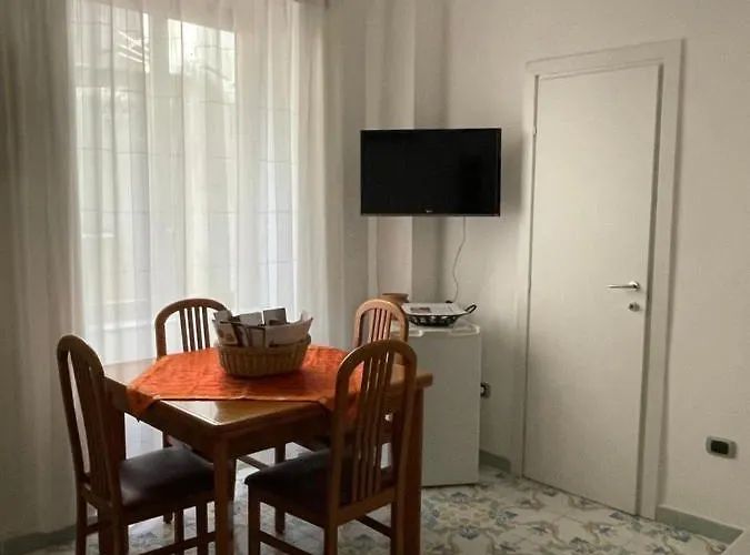 Queen Carolina\'S Homes - Apartments In Old Town