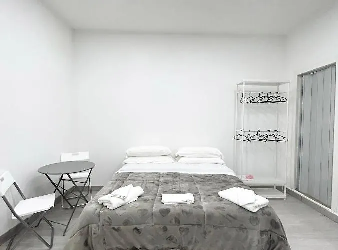 House Cavour Napoli