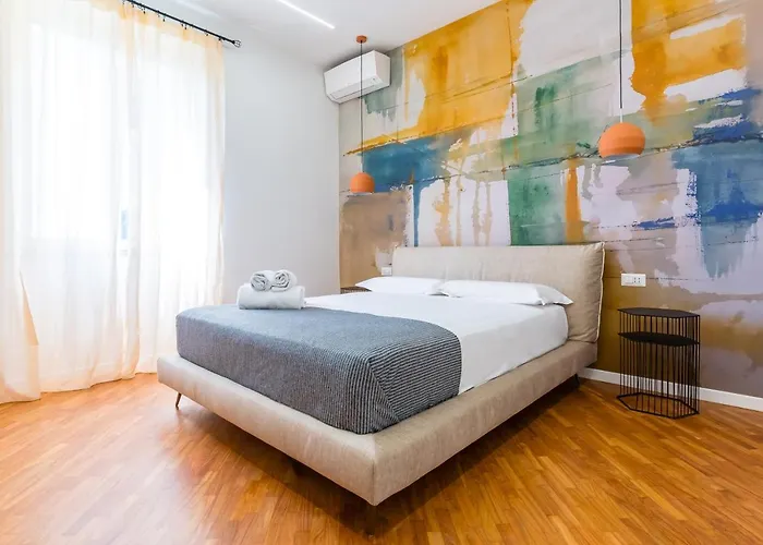 Stanzione Classy Flat At Vomero Central By Napoliapartments
