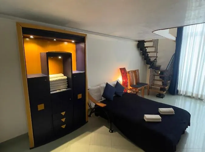 Nova Rooms