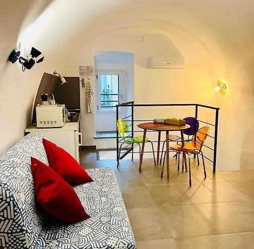 Casa Del Poeta - Spaccanapoli