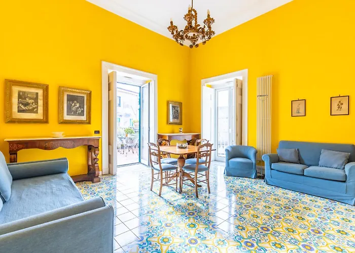 Santa Chiara Charming House With Terrace At Historical Center