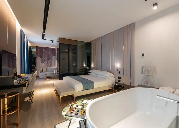 Agra Suites