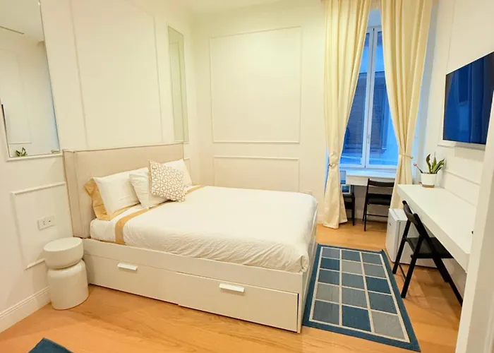 Raffaella Home