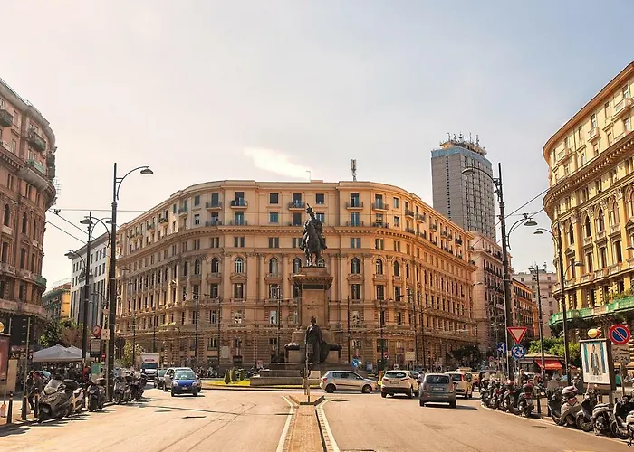 Be Italian Flat Piazza Bovio 22