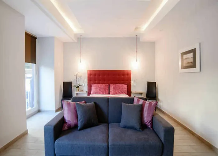 Riviera Luxury Suites